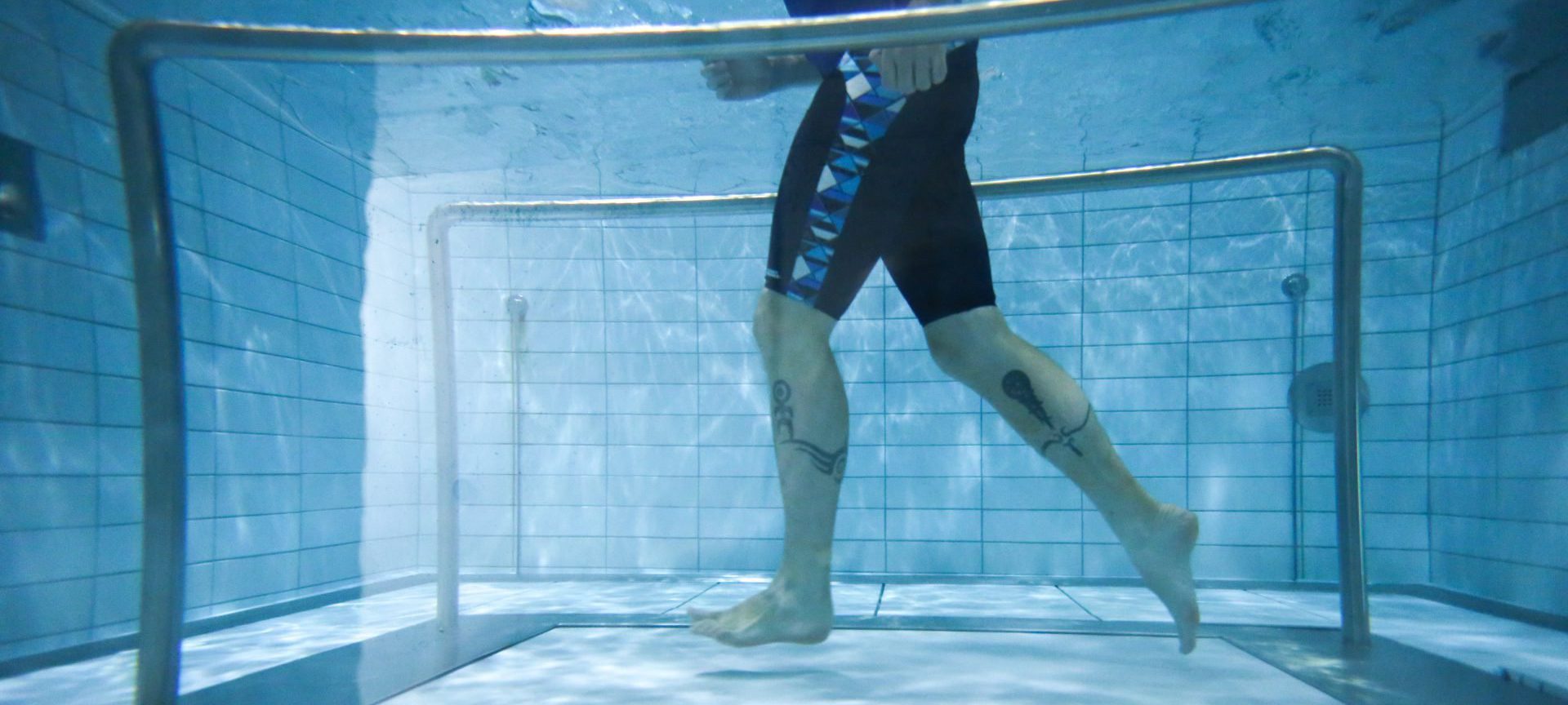 Underwater treadmill running
